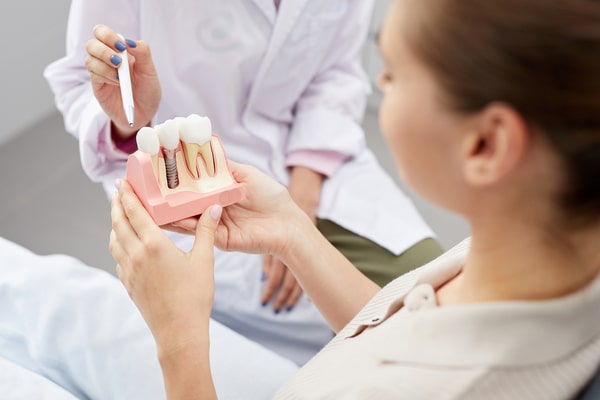 Common Dental Implants Myths Debunked